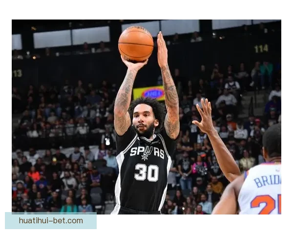 尚帕尼单季投中192记三分打破马刺队史纪录 自信来源于不懈努力